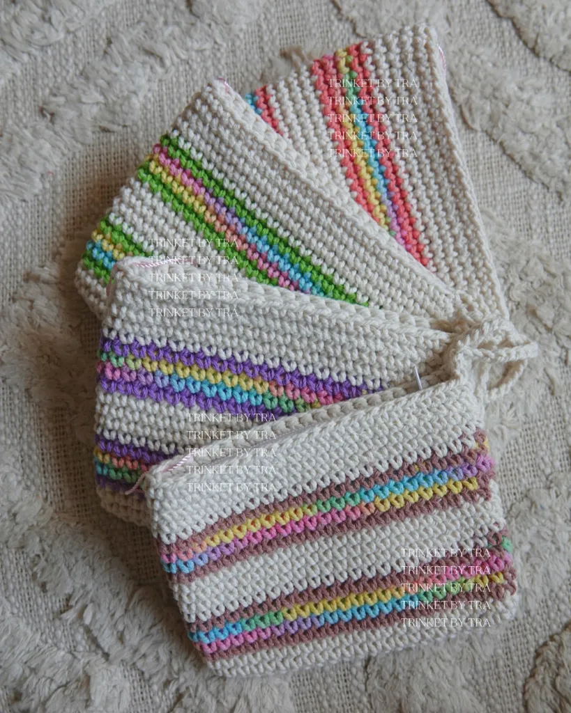Card pouch all 1.webp