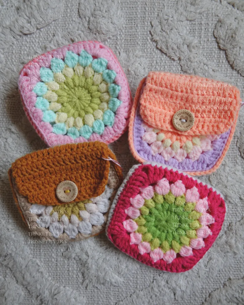 Granny pouch all 3.webp