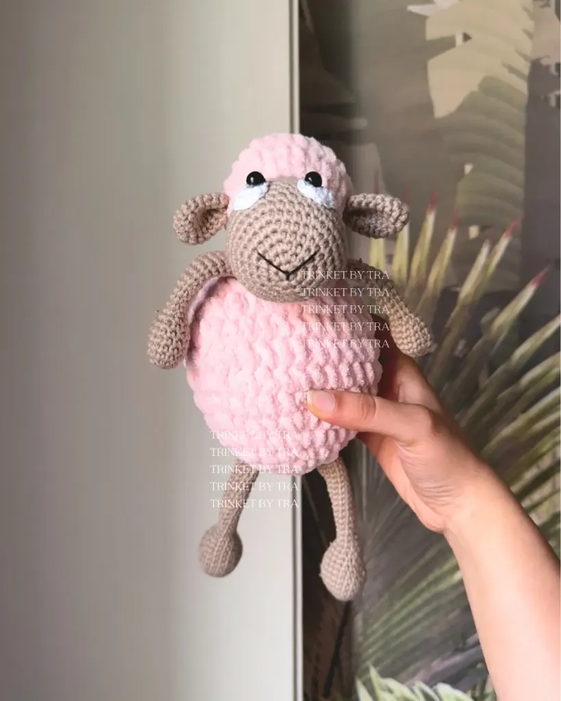 Woolly the sheep (White)