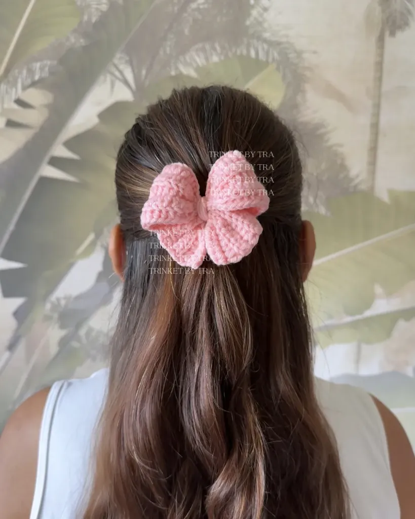 Bow hair tie (Baby pink)