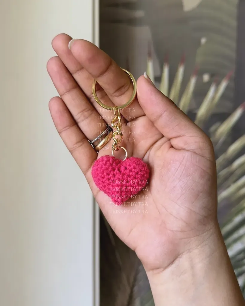 Mini heart keychain (Tomato pink)