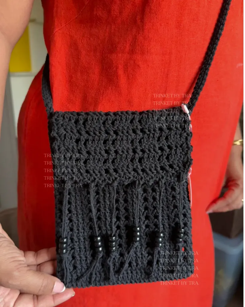 Bead sling bag