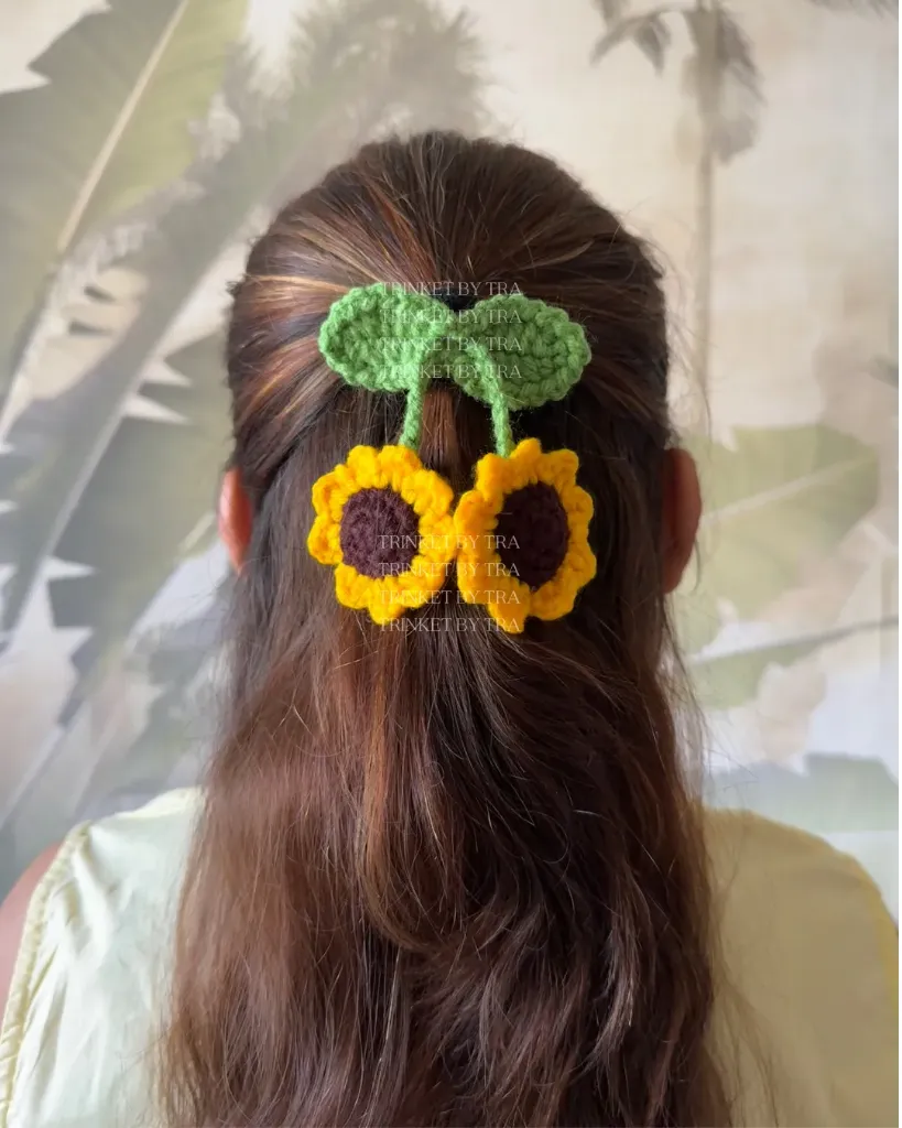 Dual sunflower hair tie