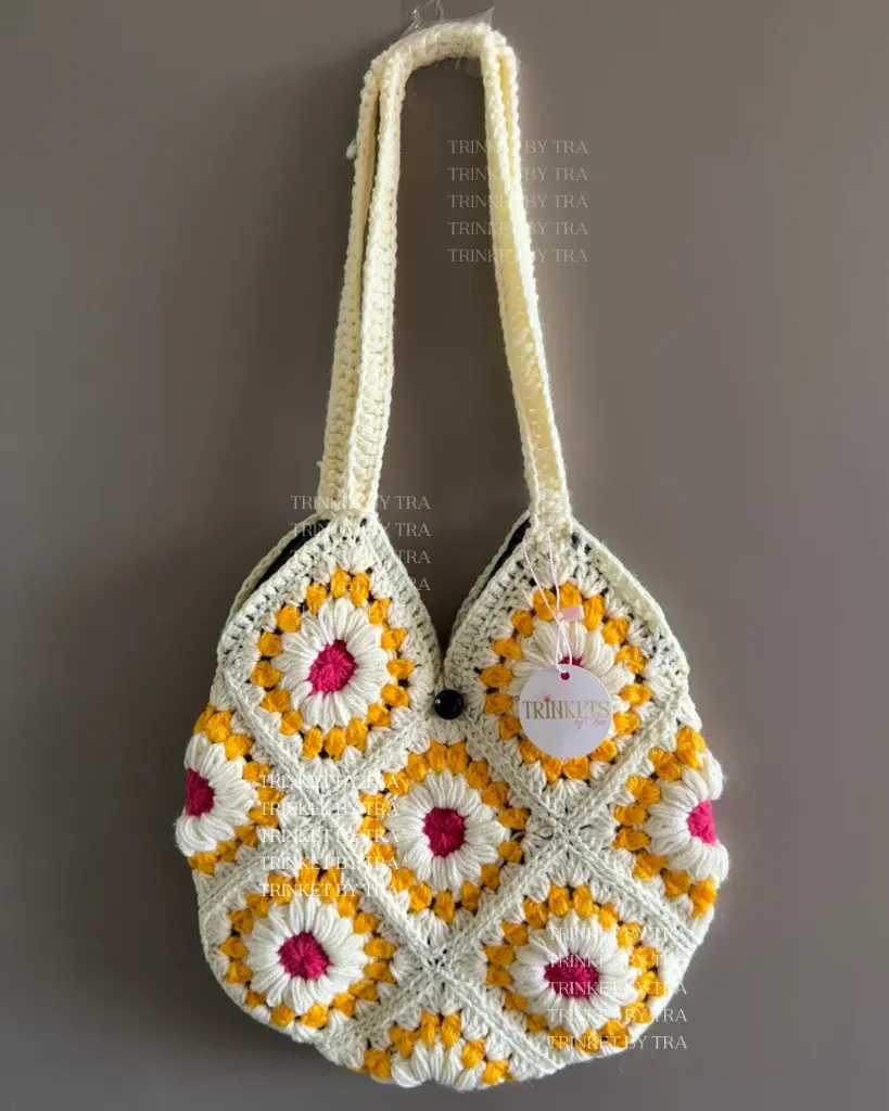 Moon tote bag (Vanilla Daisy)