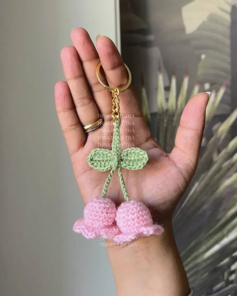 Lily of valley keychain (Baby pink)