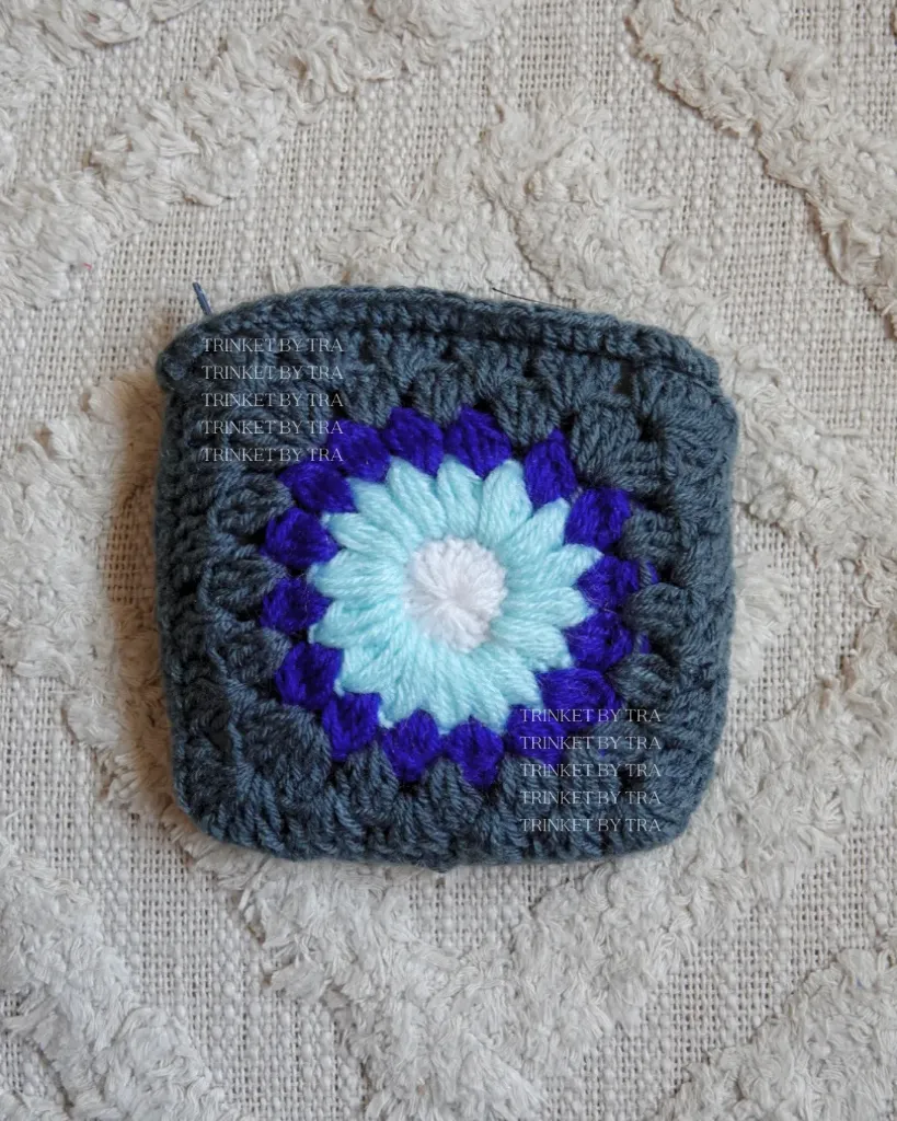 Zip pouch