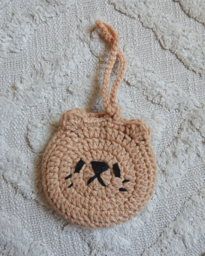 Cat pouch