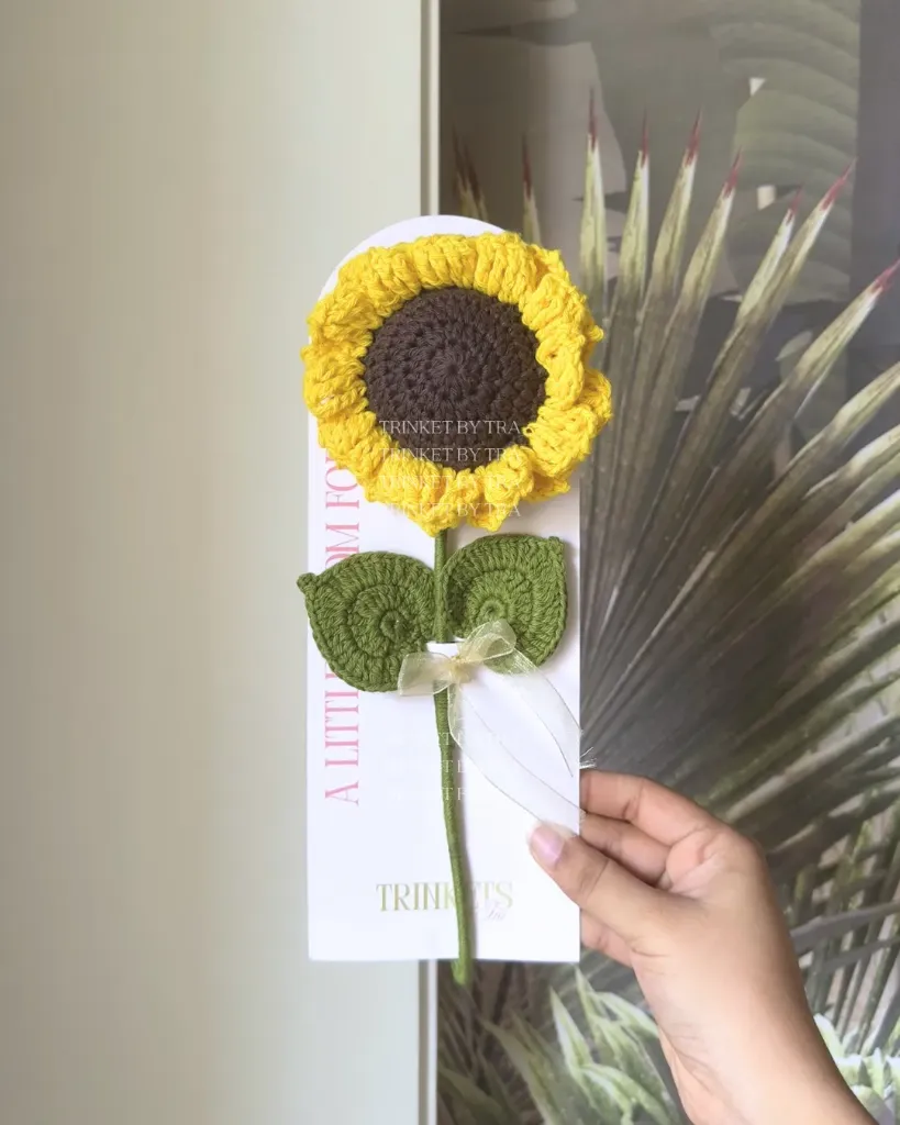 Big sunflower on card