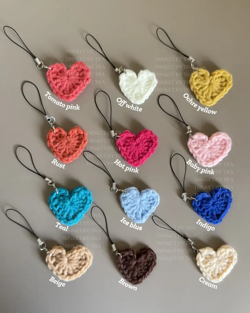 Heart phone charm (Ochre yellow)